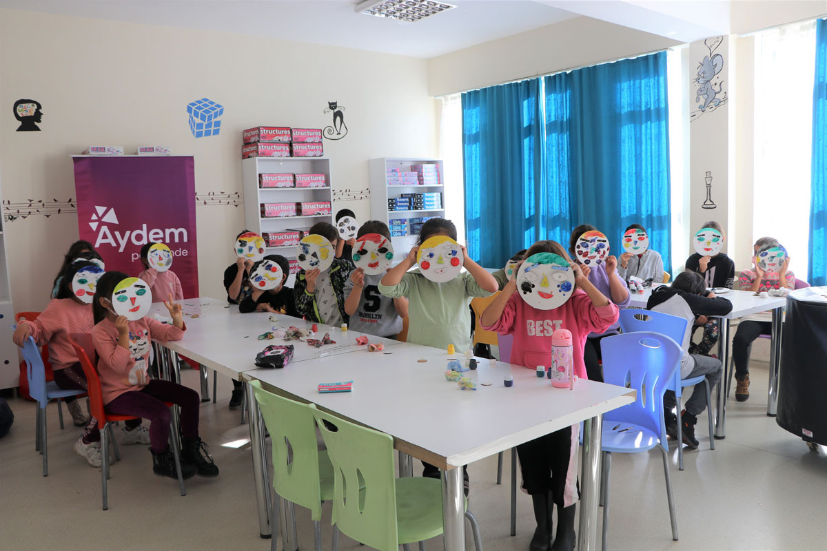  Students in Muğla Enjoy Awareness Workshops in Collaboration with Muzipo Kids 