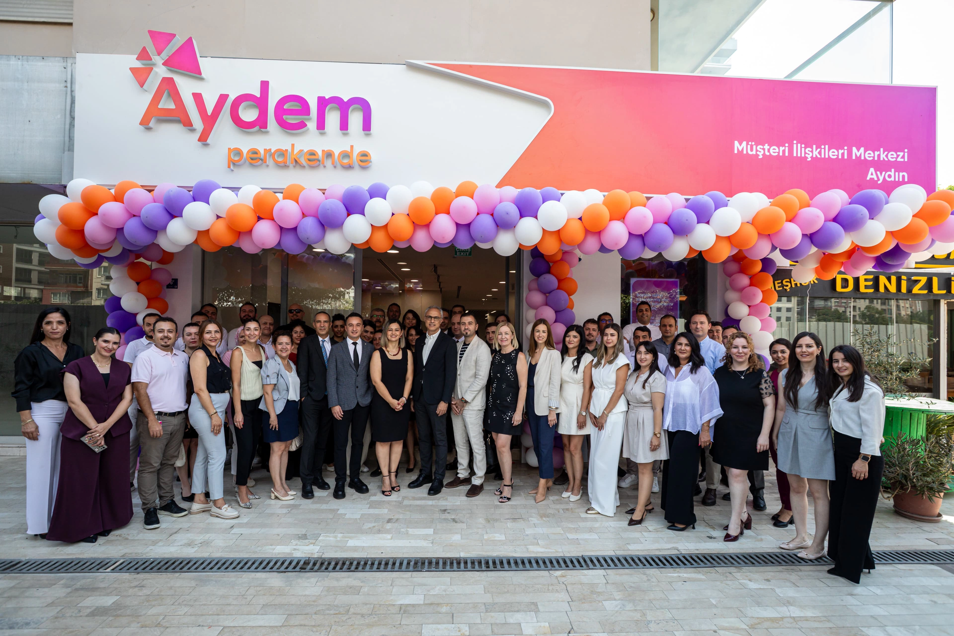  Aydın Müşteri İlişkileri Merkezimiz Yeni Yerinde Hizmete Açıldı! 