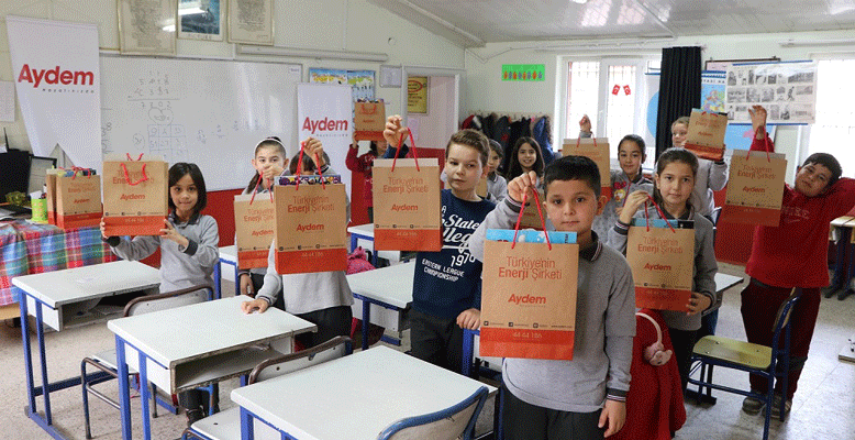  Aydem Classroom Bookshelf Project in Denizli Yeşilyayla Nimet ve İhsan Gün Elementary School 