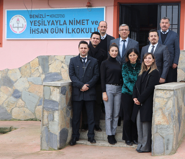  Aydem Classroom Bookshelf Project in Denizli Yeşilyayla Nimet ve İhsan Gün Elementary School 