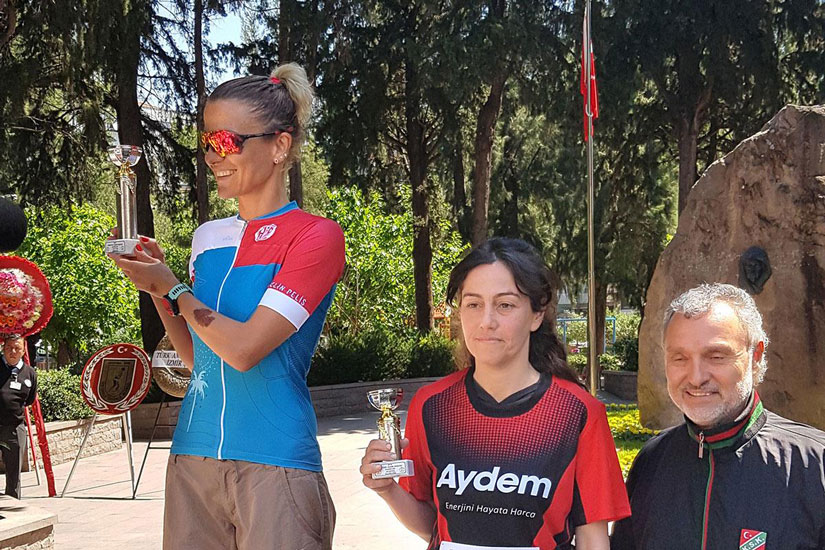  Aydem Attends the Zübeyde Hanım Running Event on Mother’s Day! 